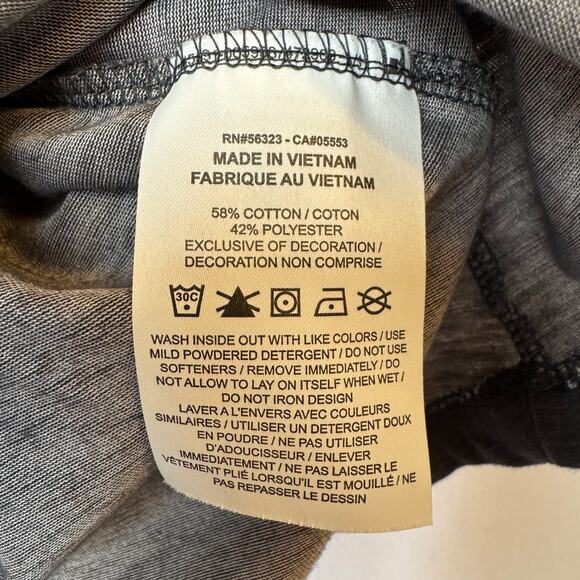 Nike Dri-Fit "The Nike Tee" Gray & Pink Swoosh Size 1X - Picture 5 of 7